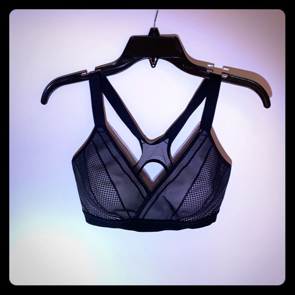 Awake to Lace bra Lululemon 32E new never worn